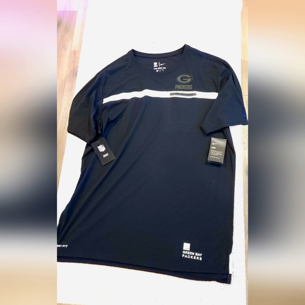 Men's XL Nike Green Bay Packer Dri-Fit T-Shirt